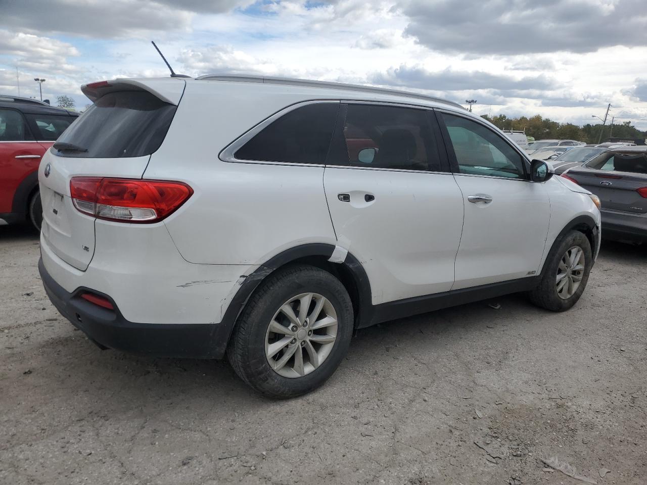 2017 Kia Sorento - Image 3