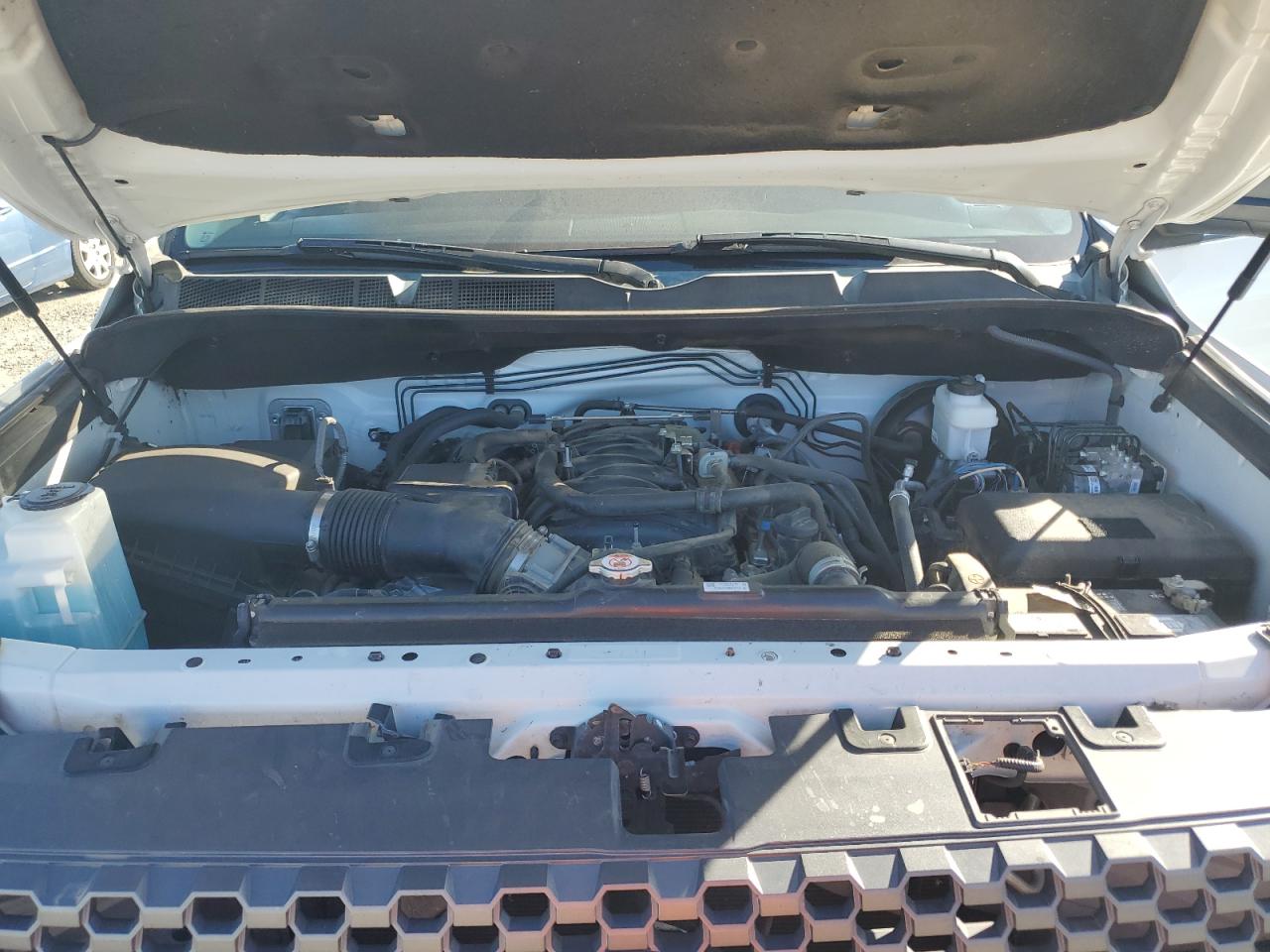 2019 Toyota Tundra - Image 11