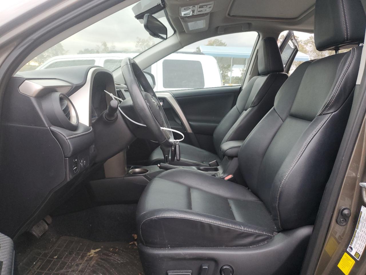 2014 Toyota RAV 4 - Image 7