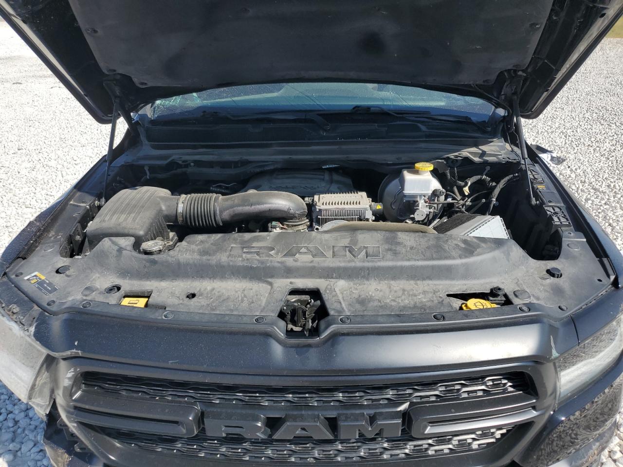 2022 RAM 1500 - Image 12