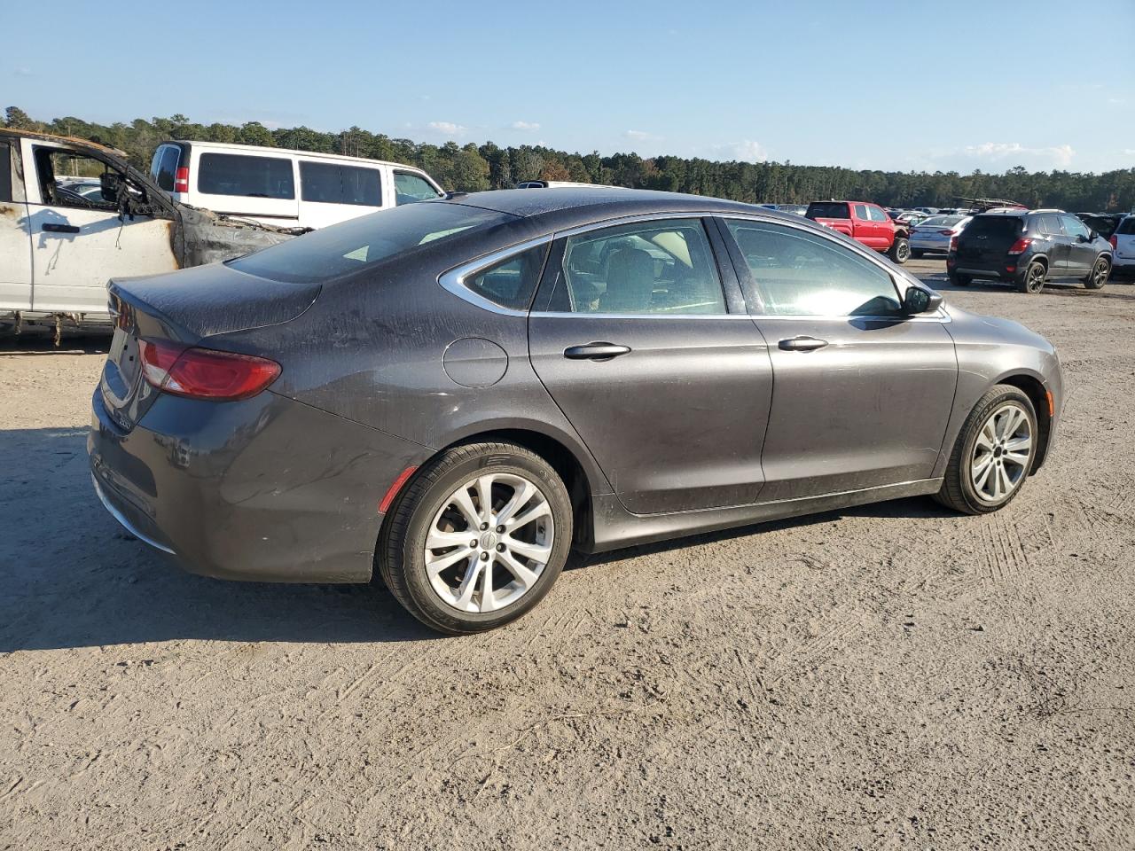 2015 Chrysler 200 Limited VIN: 1C3CCCAB8FN723648 Lot: 77906194