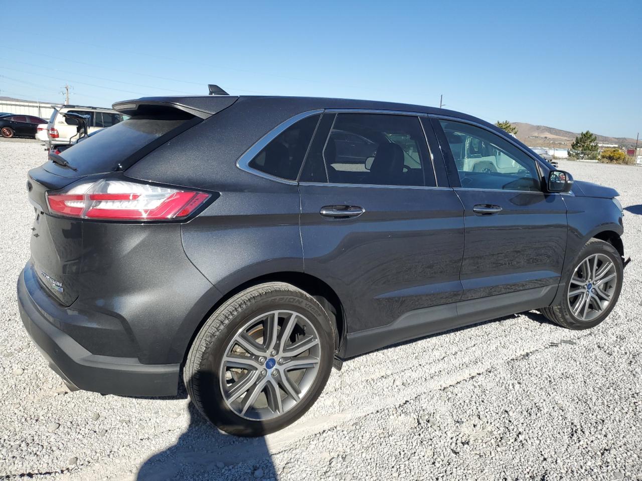 2020 Ford Edge - Image 3