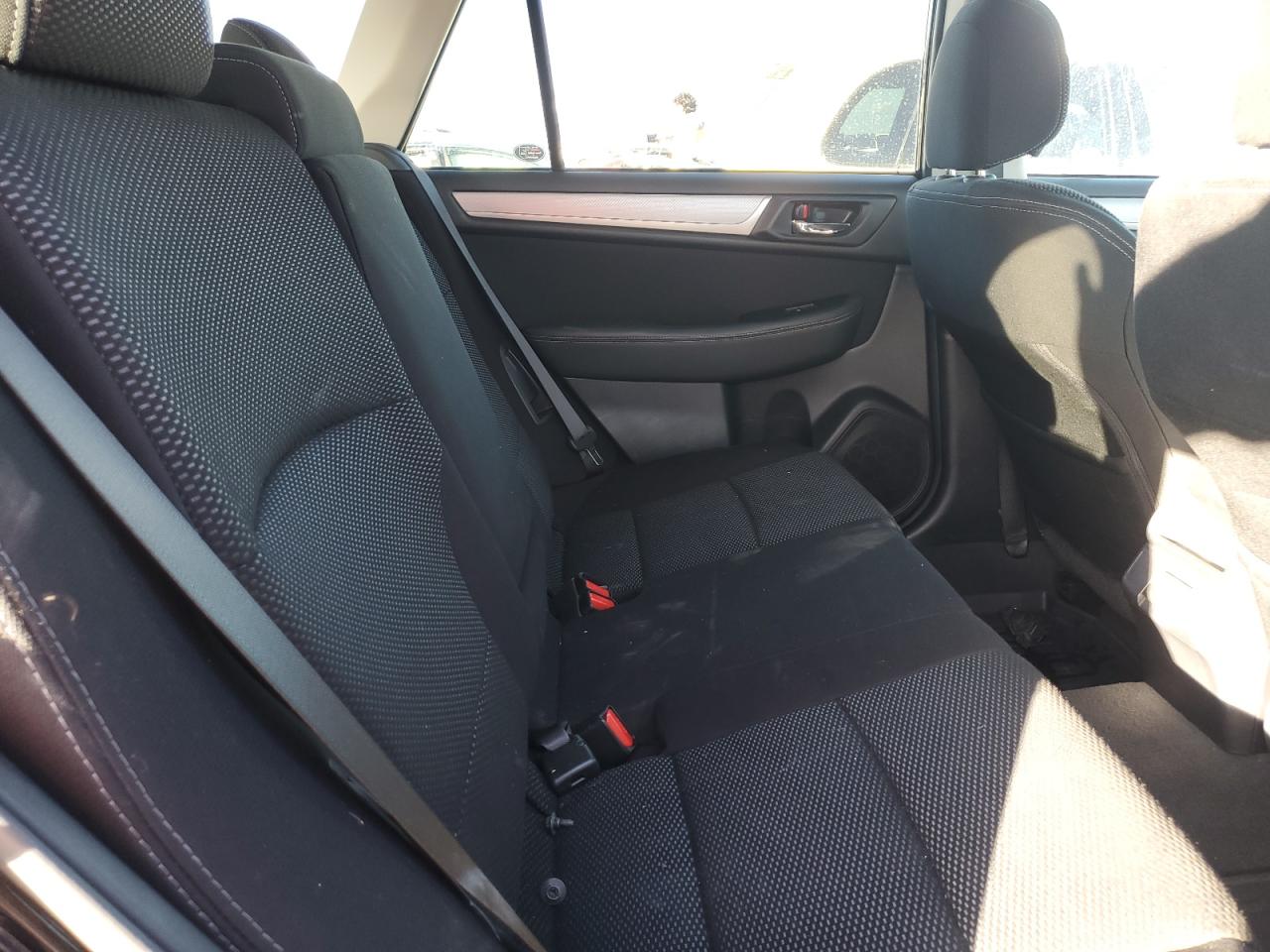 2018 Subaru Outback - Image 10