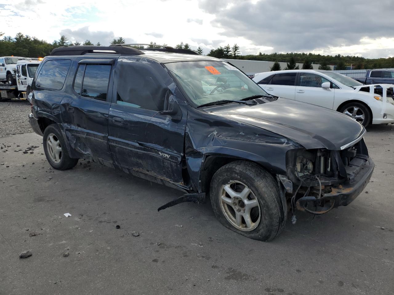 2004 GMC Envoy - Image 4