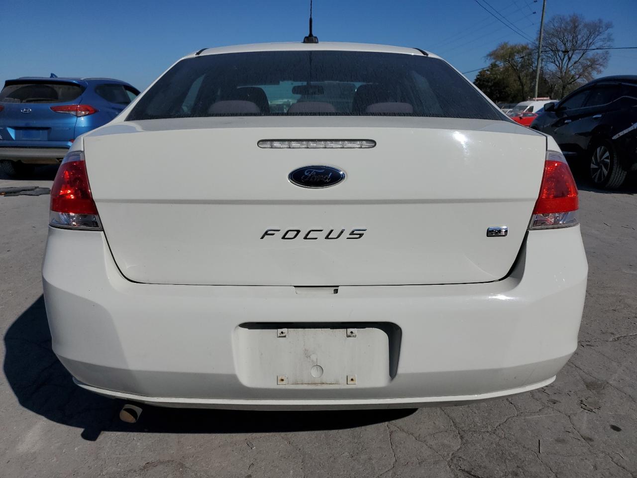 2010 Ford Focus - Image 6