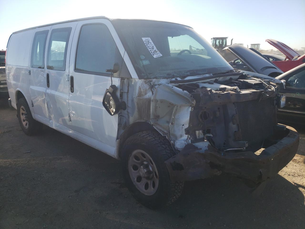 2014 Chevrolet Express - Image 4