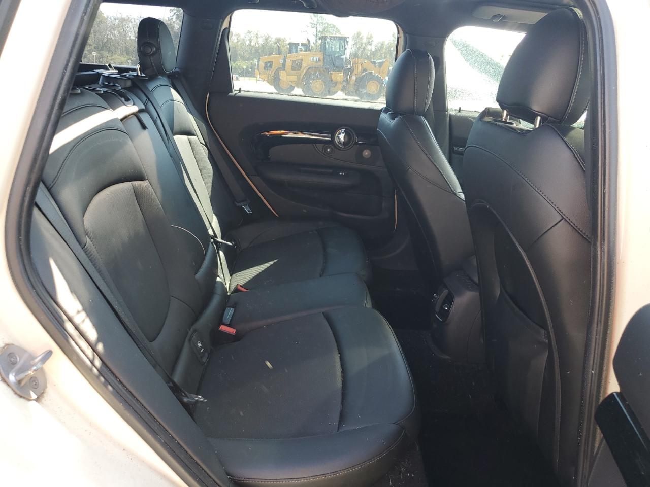 2017 MINI Cooper - Image 10