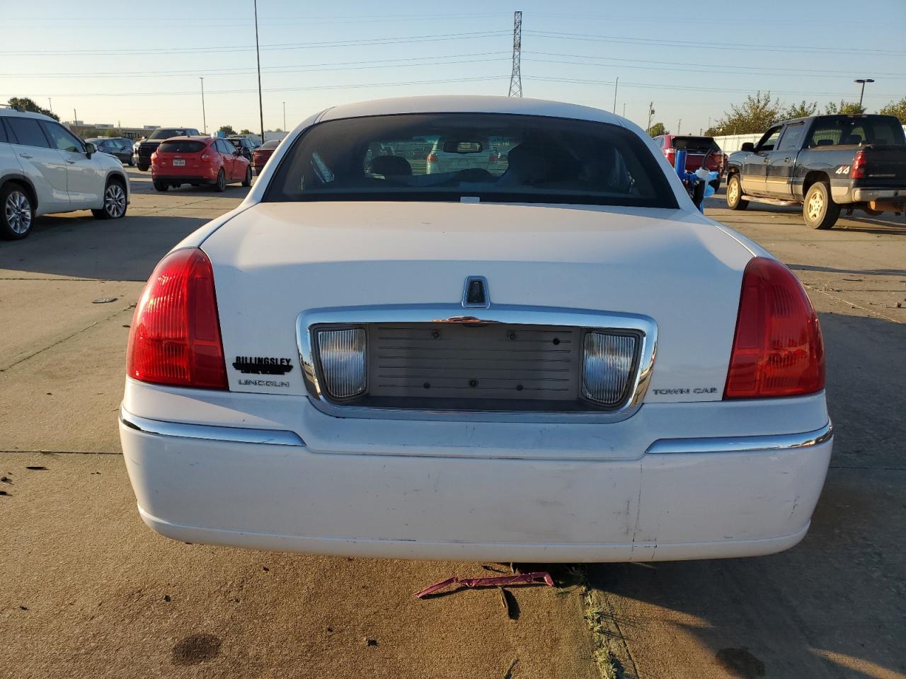 2006 Lincoln Town Car Signature VIN: 1LNHM81VX6Y617282 Lot: 77205064