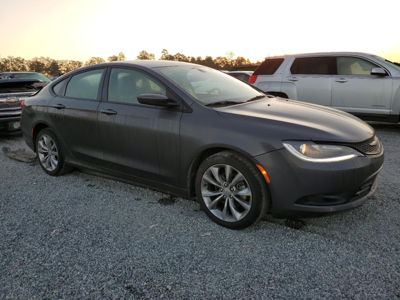 VIN 1C3CCCBB5GN173342 2016 CHRYSLER 200 no.4