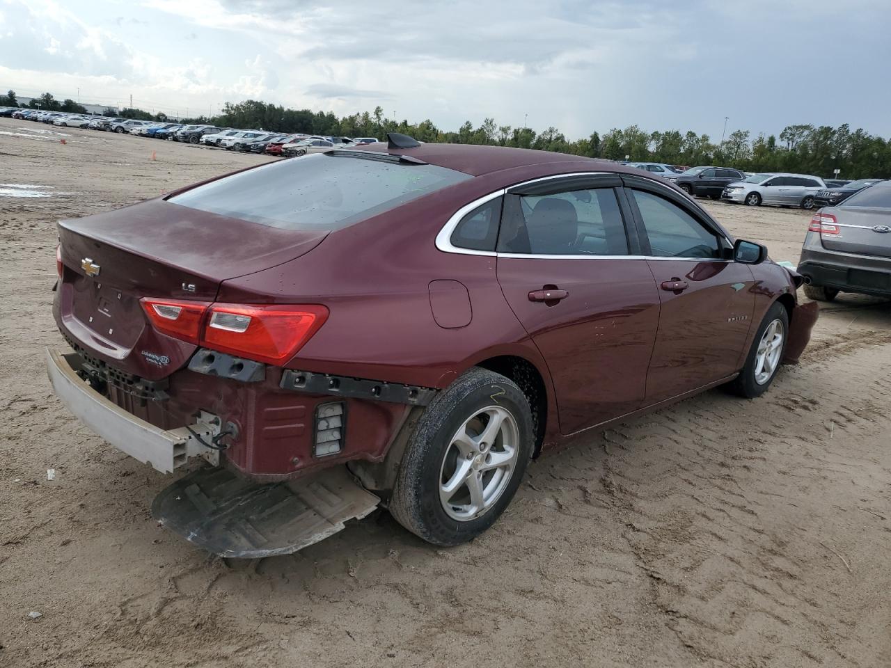 2016 Chevrolet Malibu - Image 3