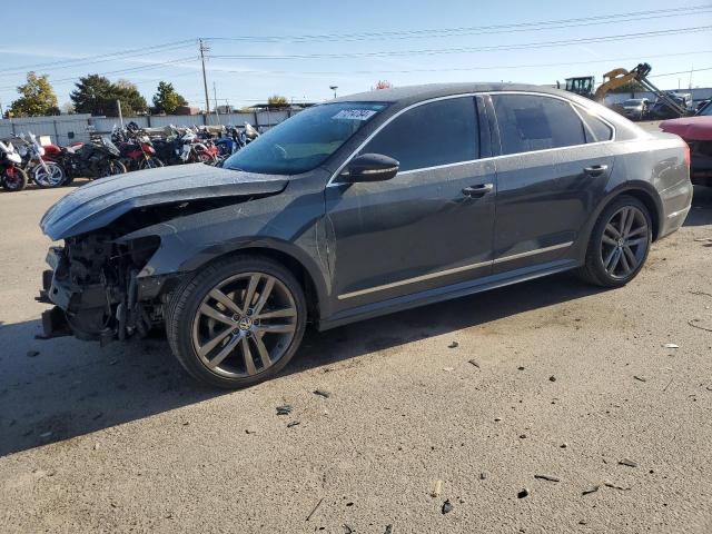  VOLKSWAGEN PASSAT 2016 Gray