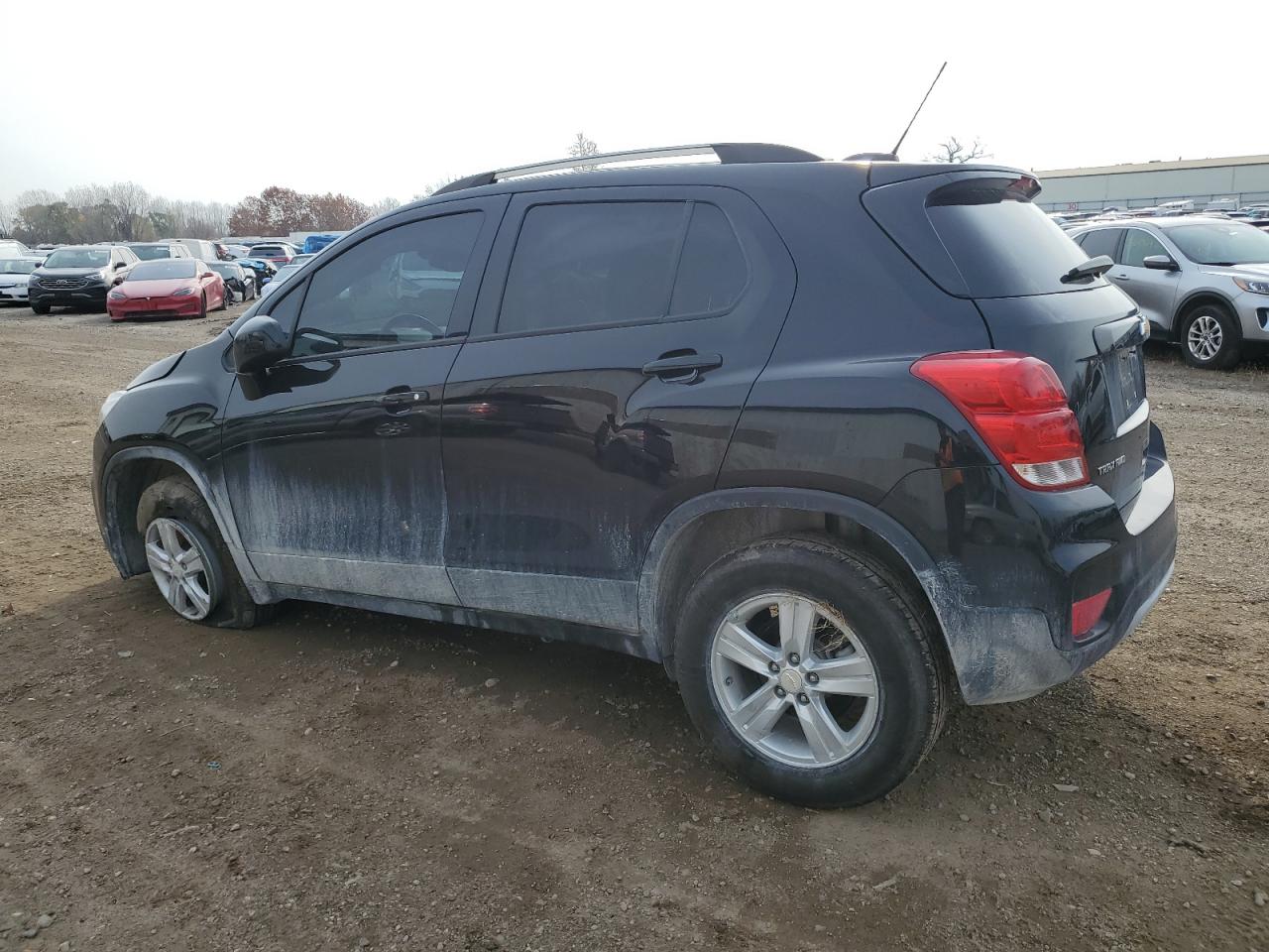 2021 Chevrolet Trax - Image 2