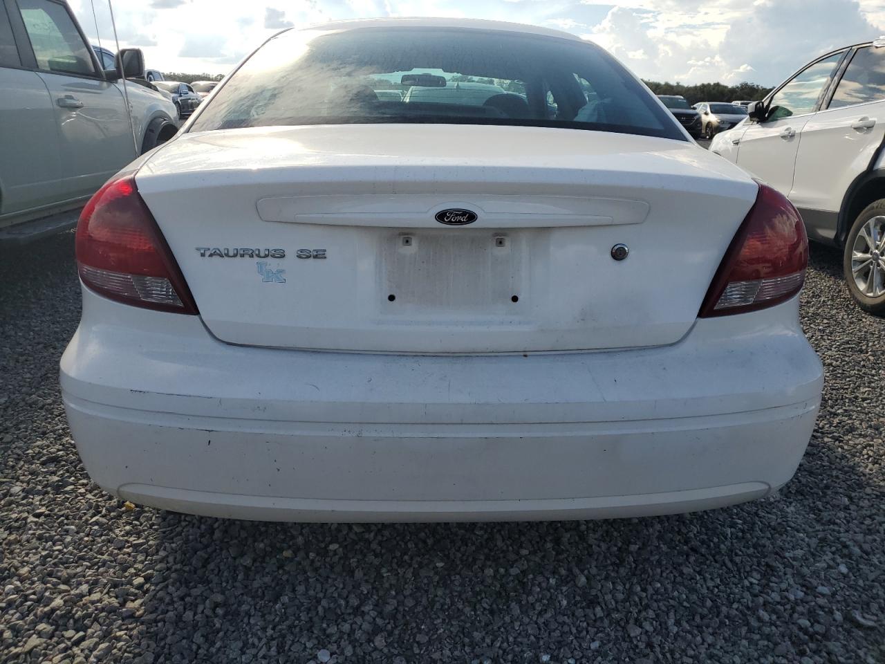 1FAFP53U64A134602 2004 Ford Taurus Se