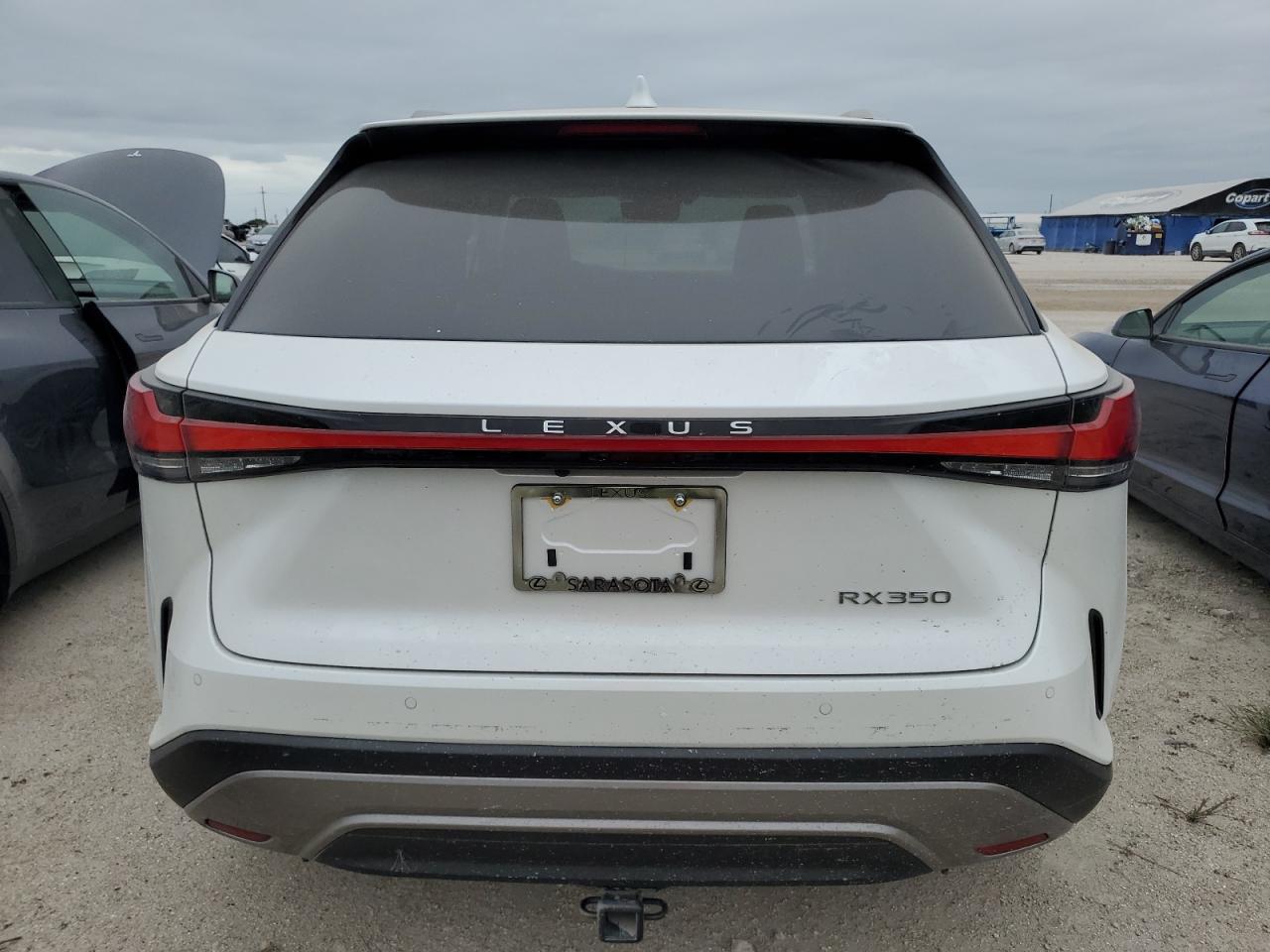 2024 Lexus RX - Image 6