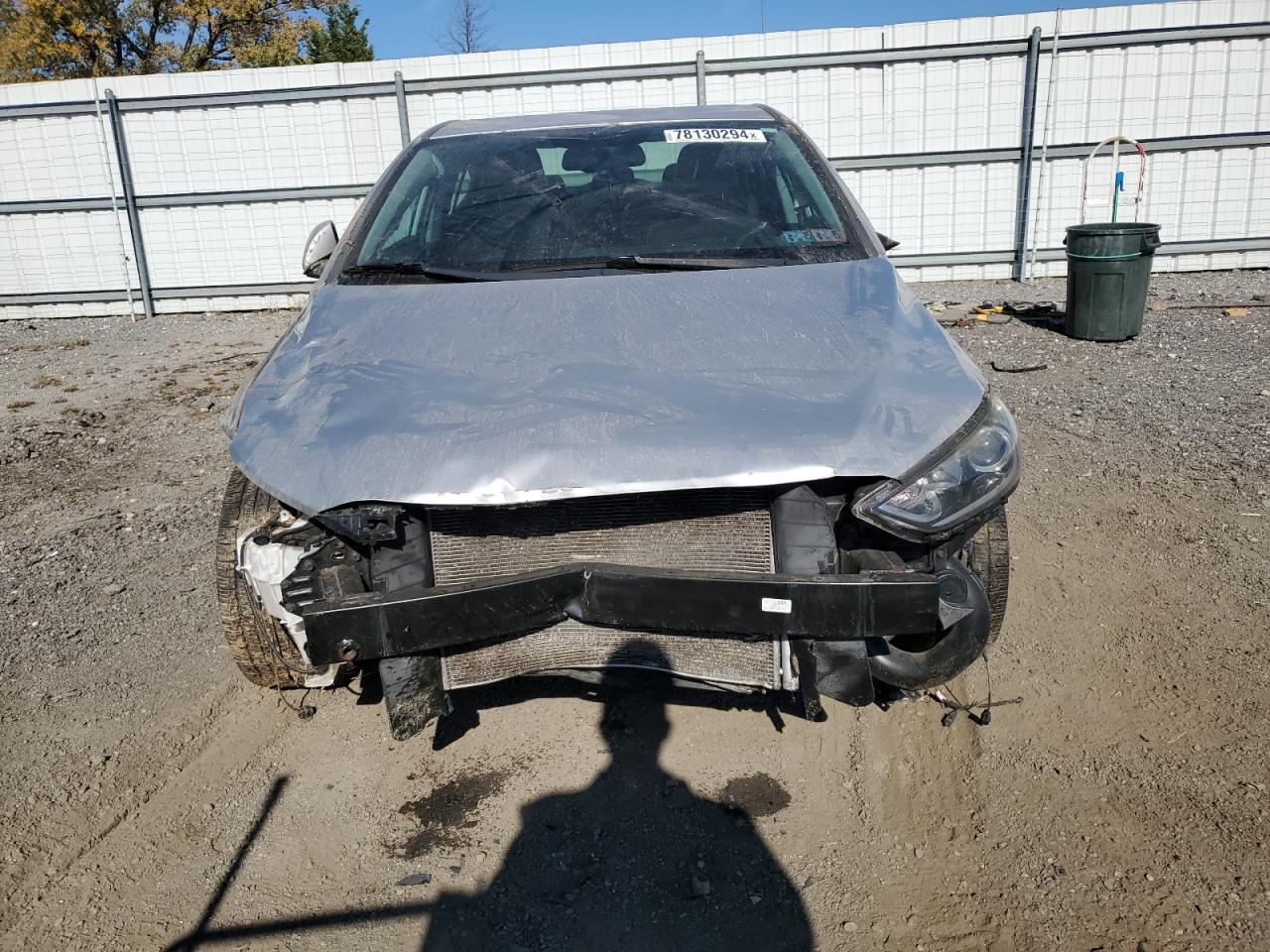 2017 Hyundai Elantra - Image 5