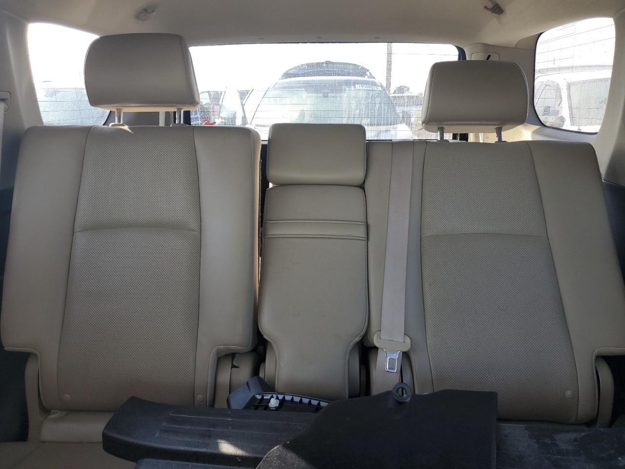 2015 Toyota 4Runner - Image 10