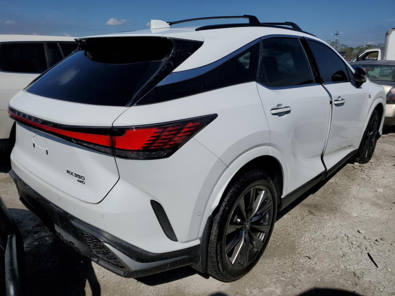 2024 Lexus RX - Image 3