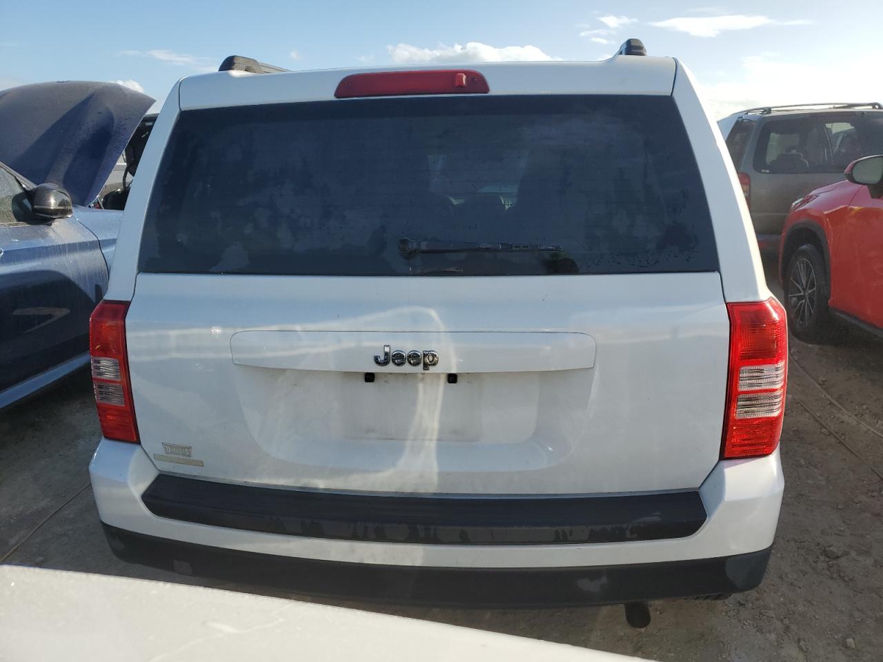 VIN 1C4NJPBA0FD341143 2015 JEEP PATRIOT no.6