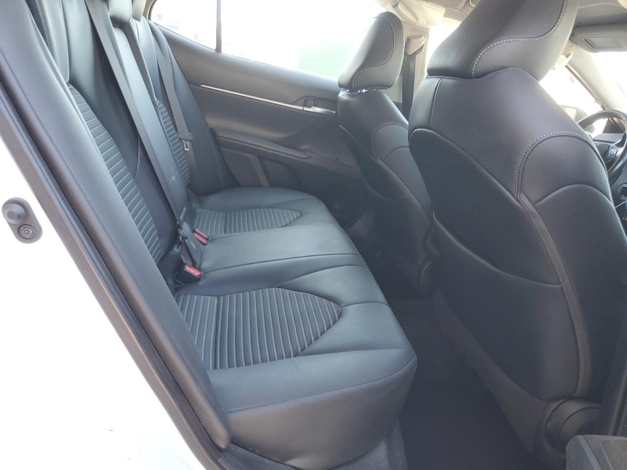 2021 Toyota Camry - Image 10