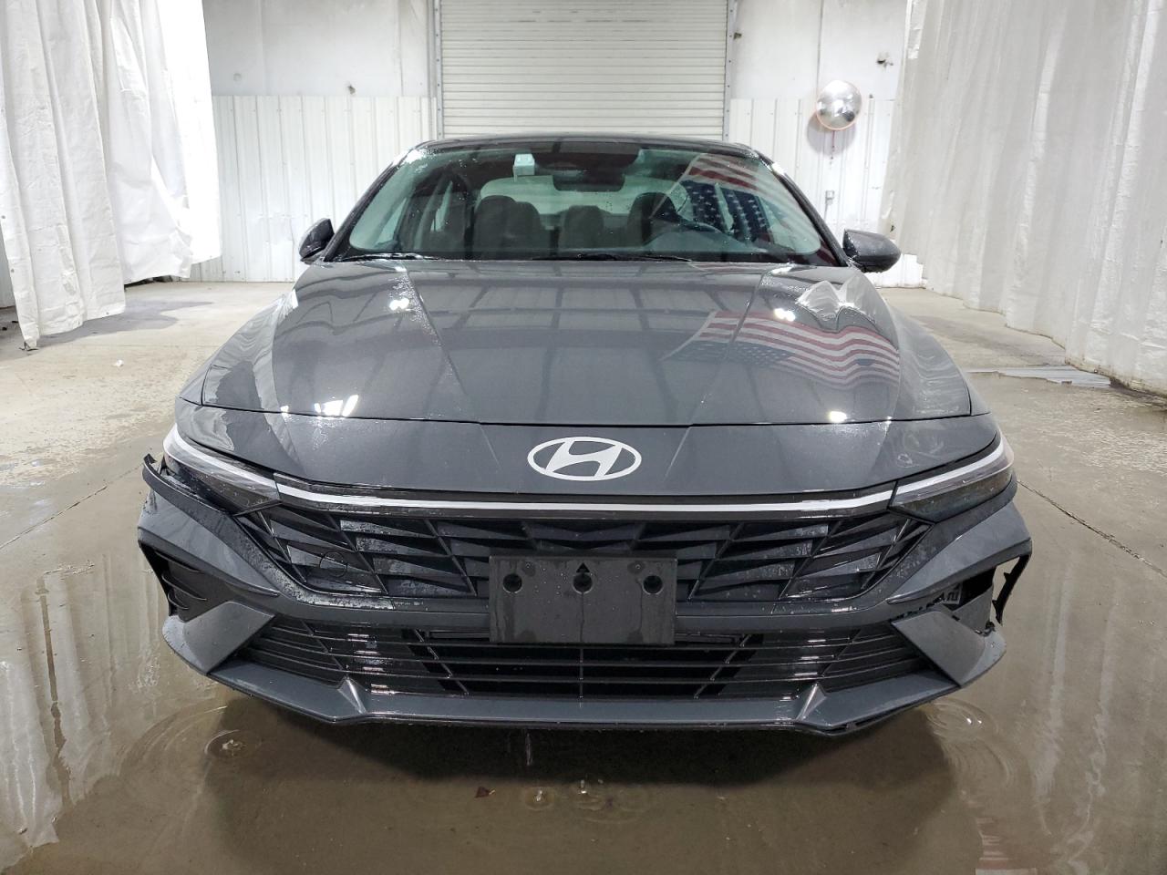2024 Hyundai Elantra - Image 5