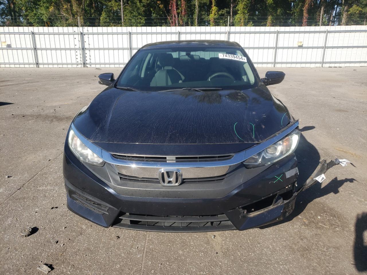 2018 Honda Civic - Image 5