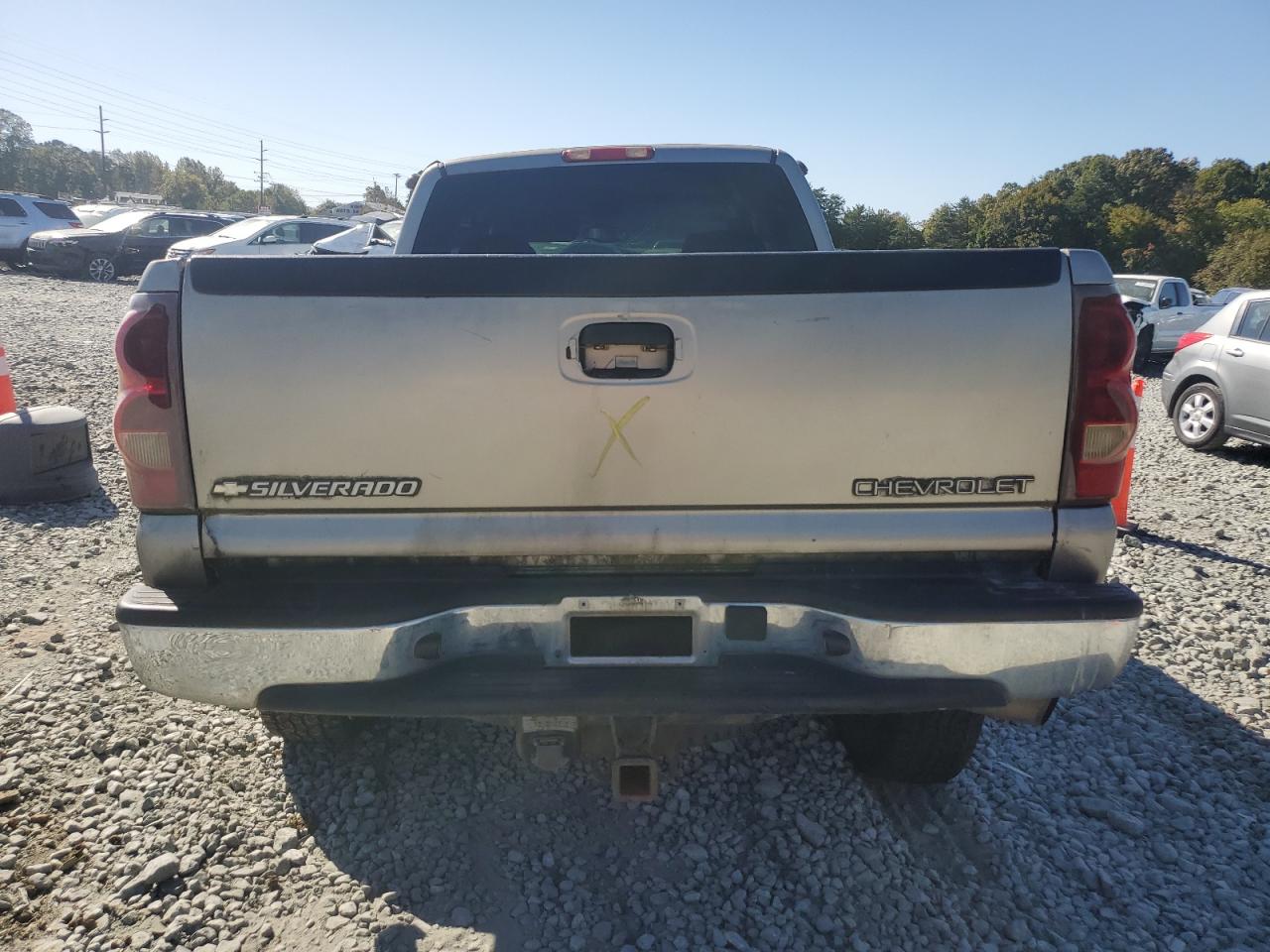 2003 Chevrolet Silverado K2500 Heavy Duty VIN: 1GCHK29183E114839 Lot: 76137474