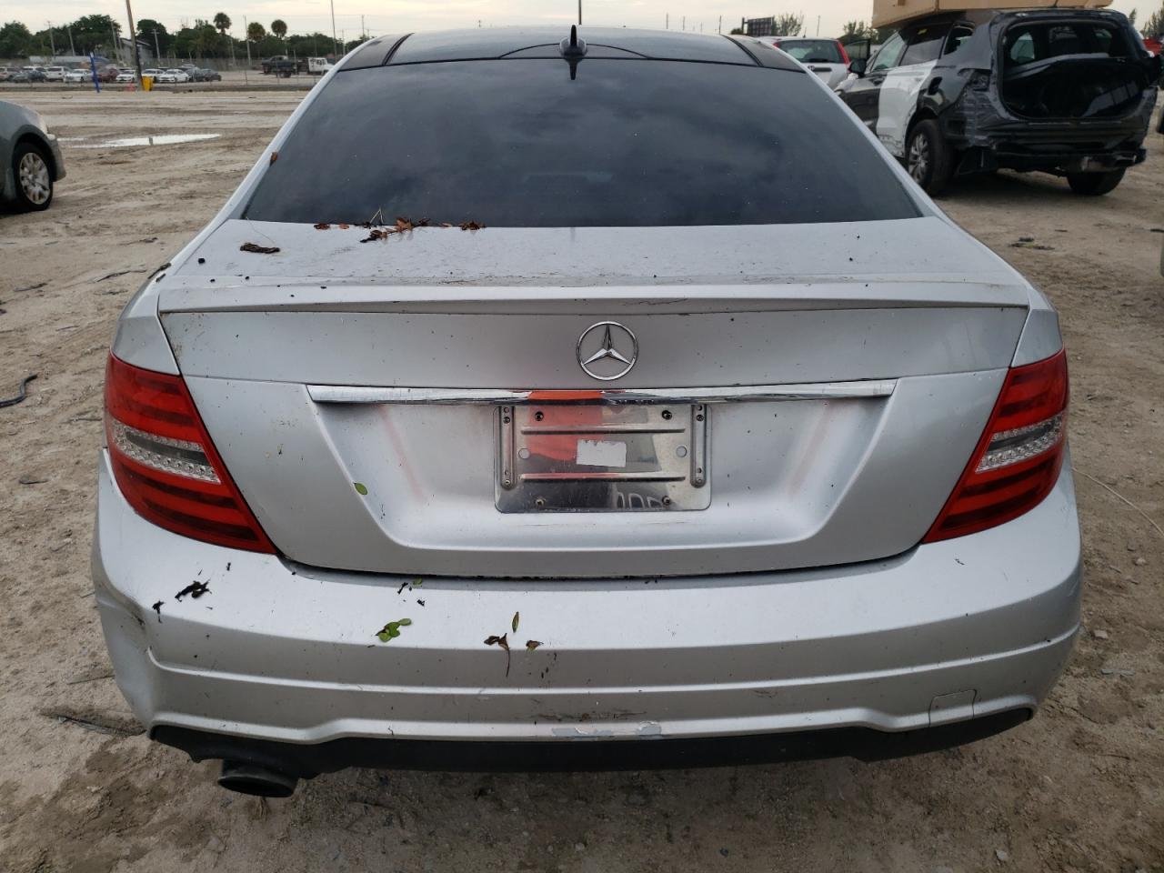 2013 Mercedes-Benz C 250 VIN: WDDGJ4HB1DG002075 Lot: 77440174