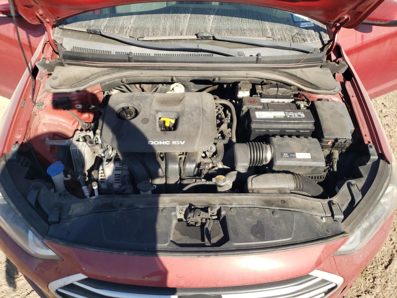 2018 Hyundai Elantra - Image 12