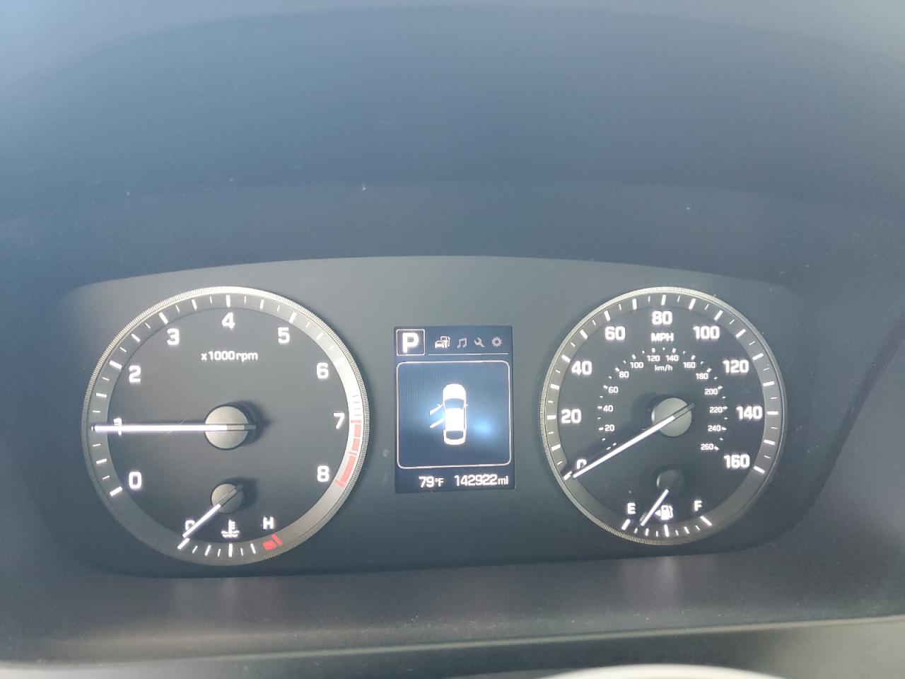 2015 Hyundai Sonata - Image 9