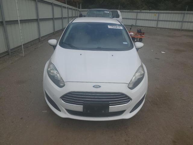  FORD FIESTA 2016 Biały