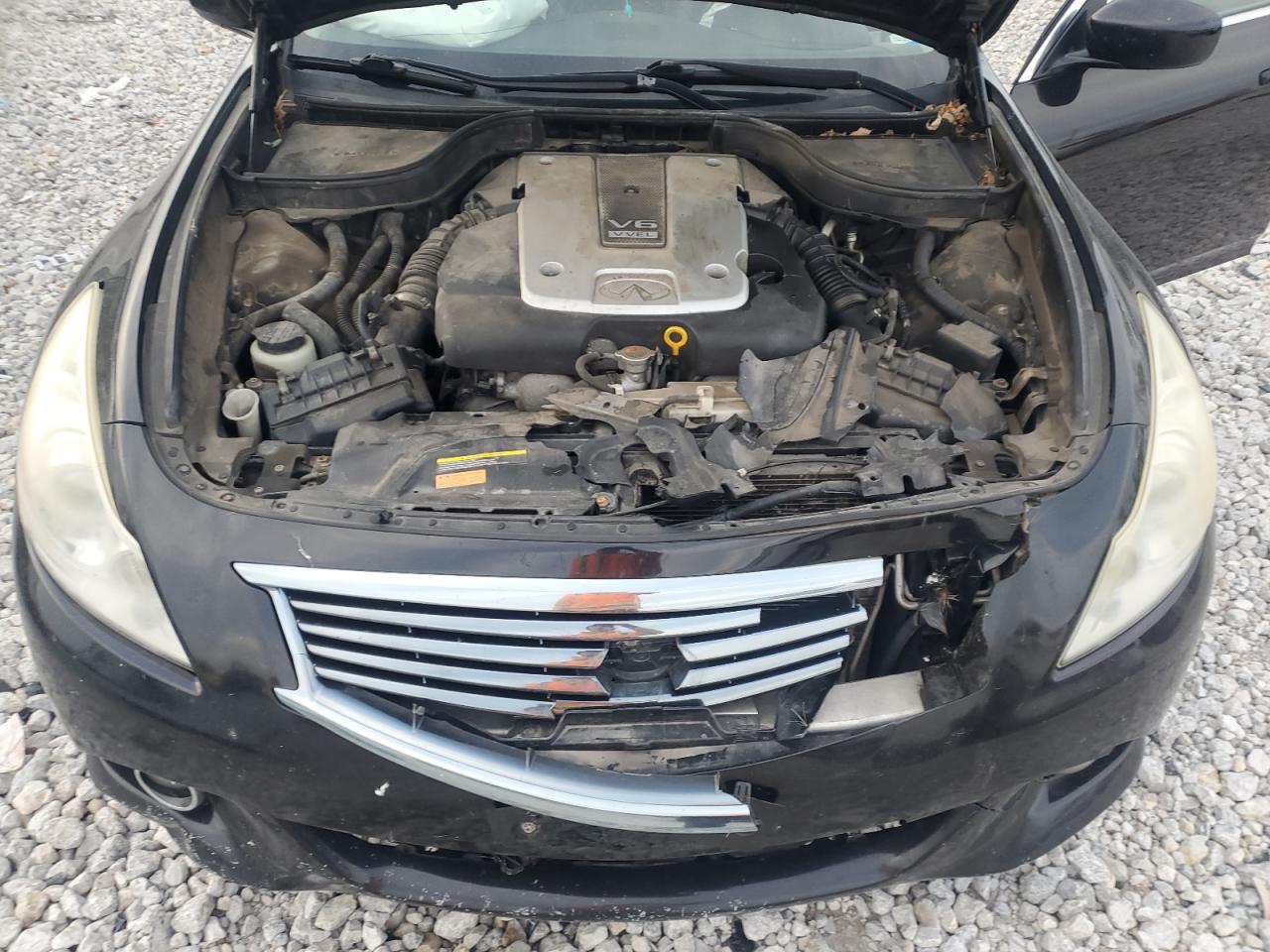 2012 Infiniti G - Image 12