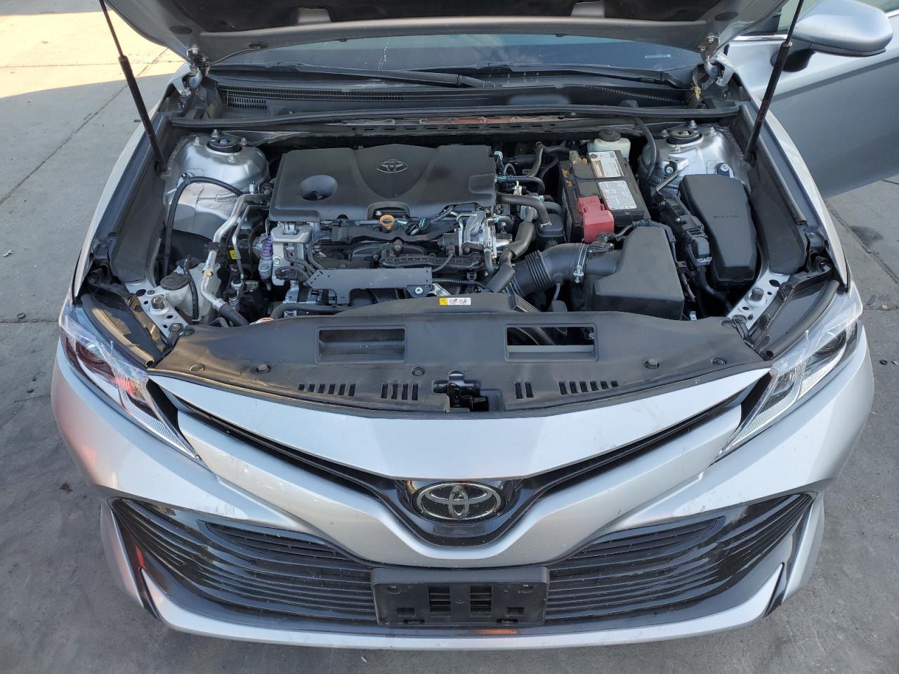 4T1B11HK9JU146727 2018 Toyota Camry L