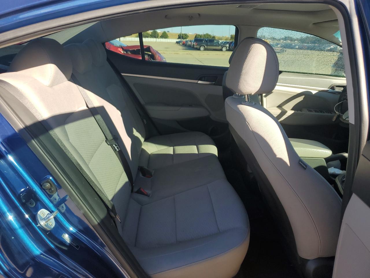 2020 Hyundai Elantra - Image 10