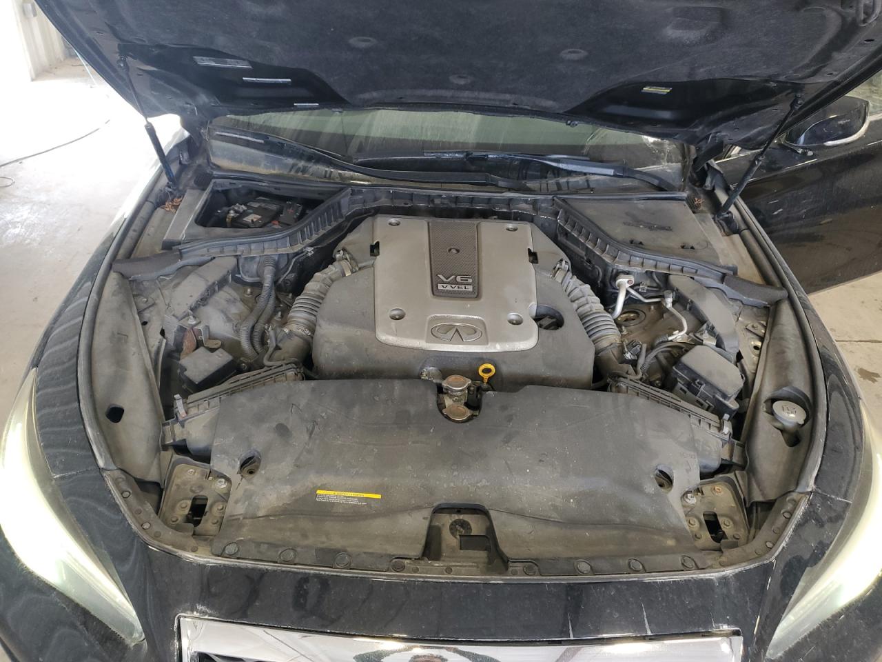 2014 Infiniti Q50 - Image 11