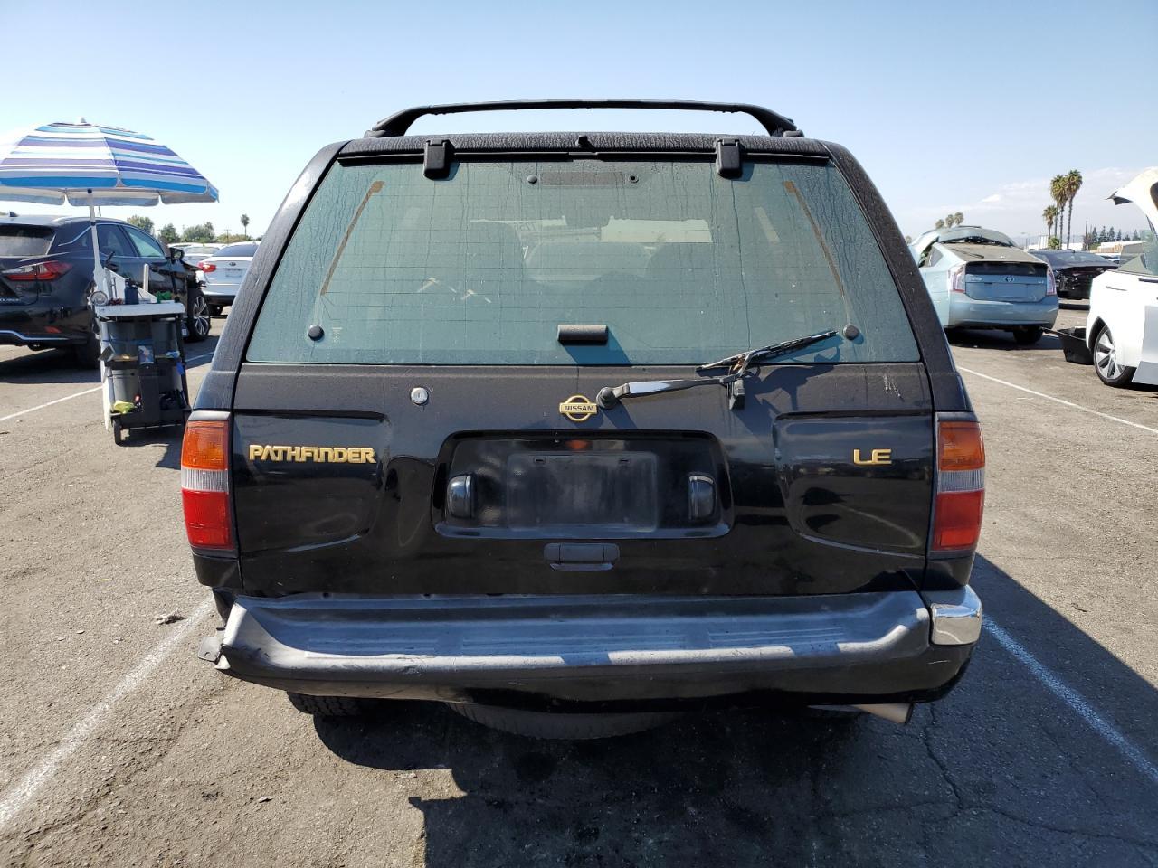 1999 Nissan Pathfinder Xe VIN: JN8AR05S2XW291567 Lot: 72562974