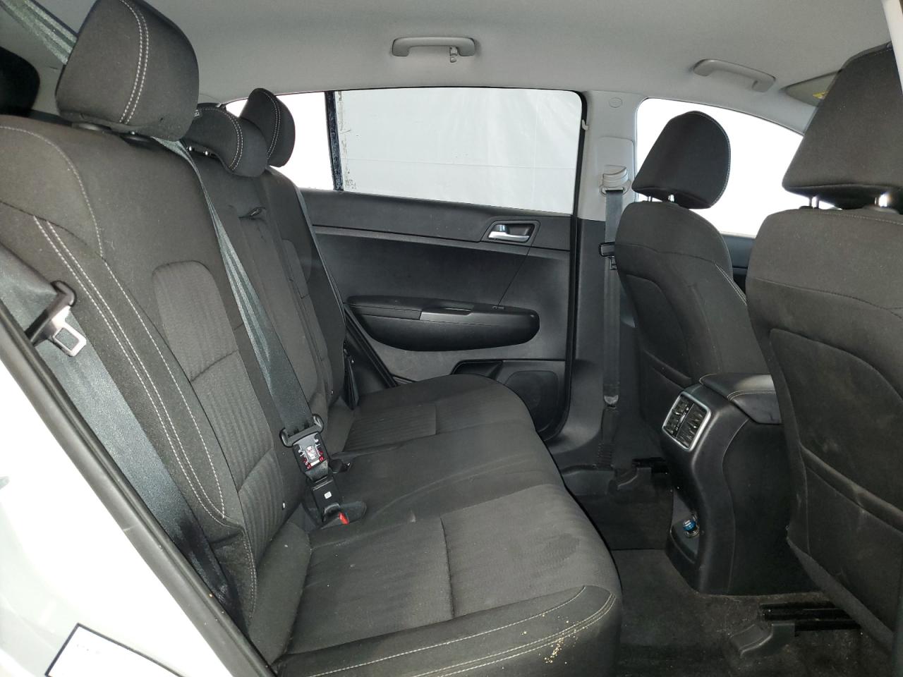 2021 Kia Sportage - Image 11