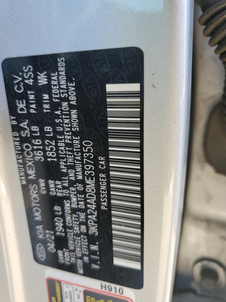 2021 Kia Rio - Image 14