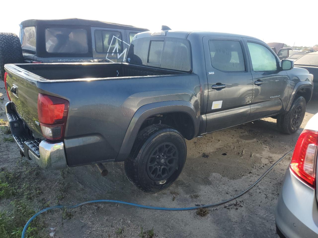 2021 Toyota Tacoma - Image 3
