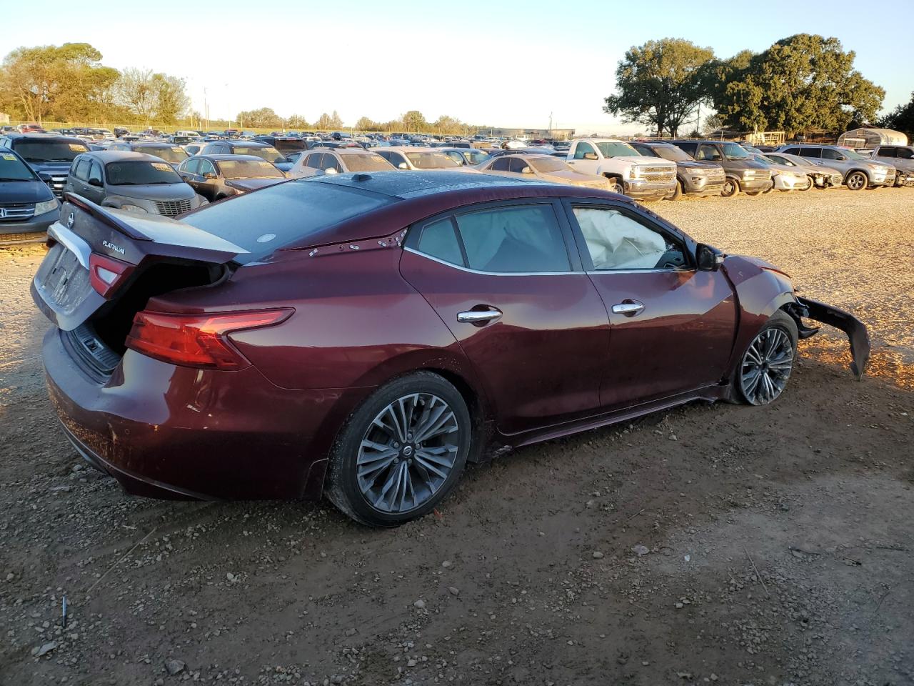 2017 Nissan Maxima - Image 3
