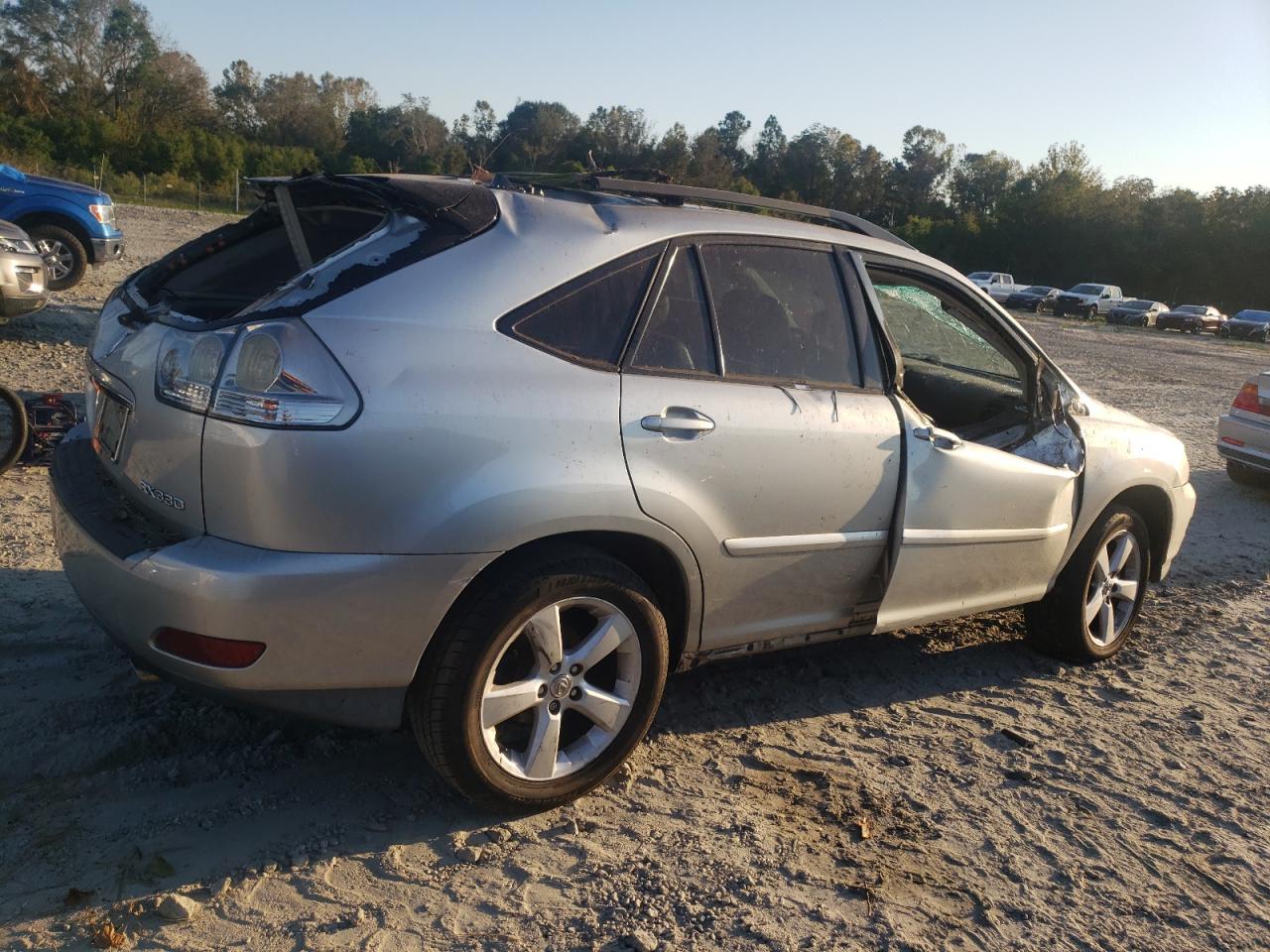 2006 Lexus RX - Image 3