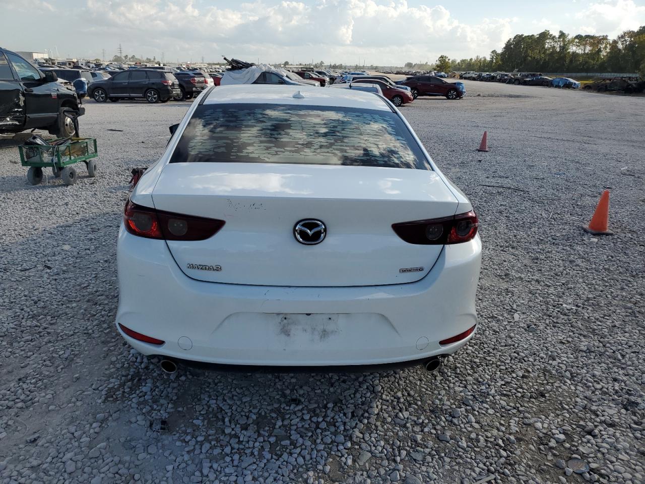 2019 Mazda 3 Preferred VIN: 3MZBPADL5KM105855 Lot: 78079324