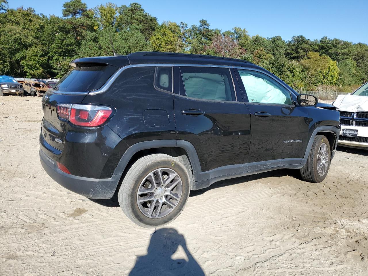 2020 Jeep Compass - Image 3