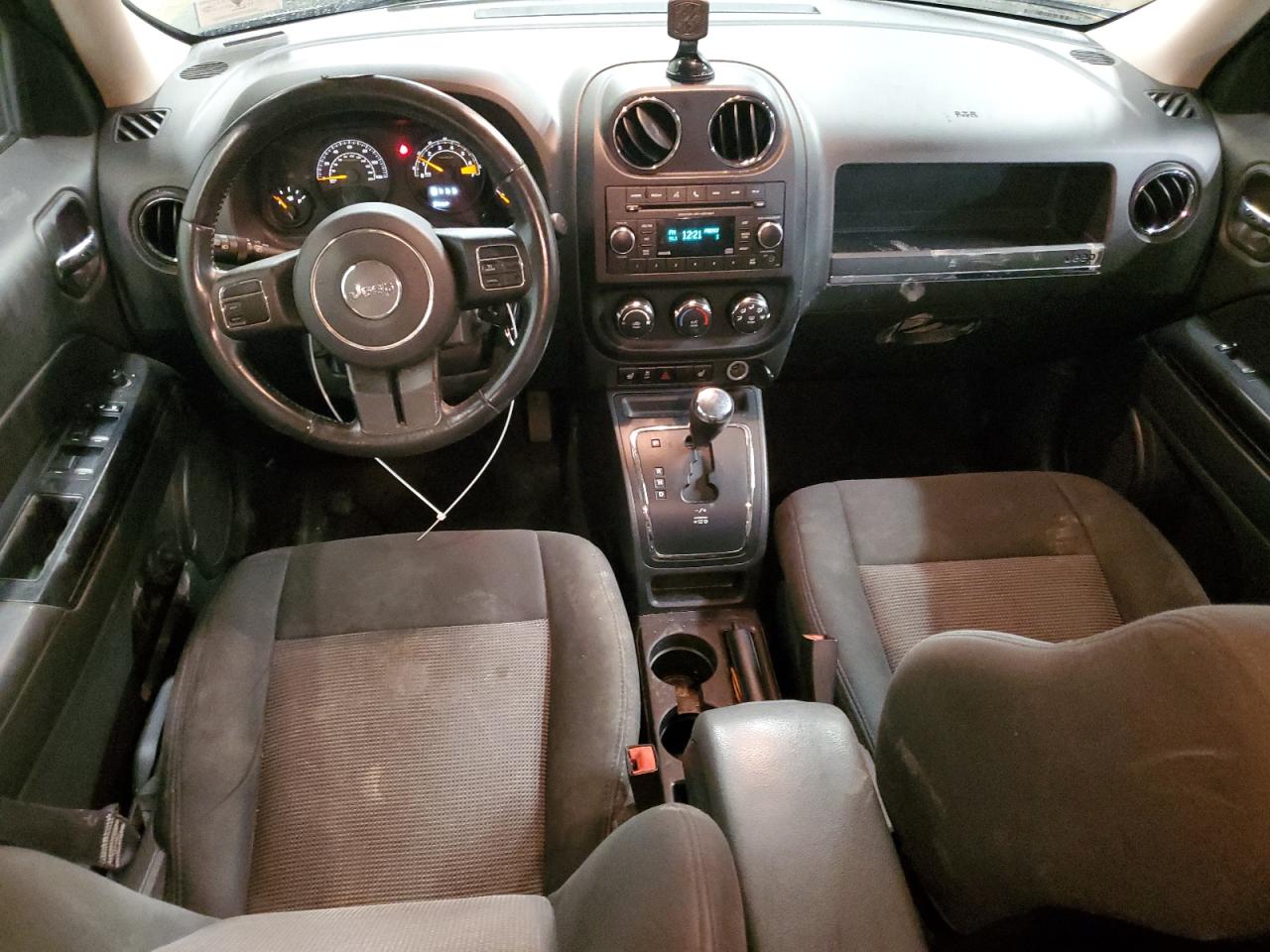 2015 Jeep Liberty (Patriot) - Image 8