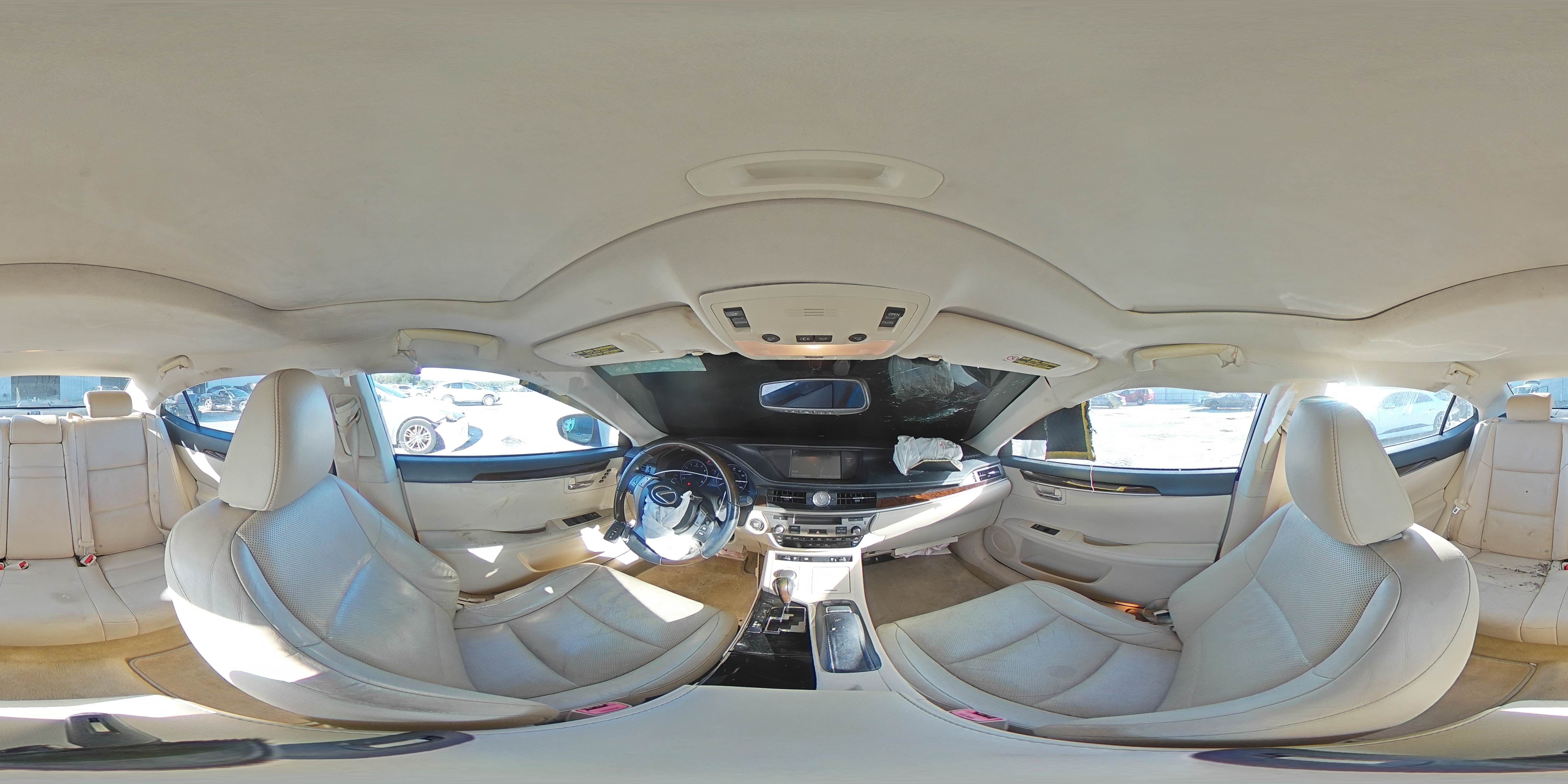 2014 Lexus ES - Image 13