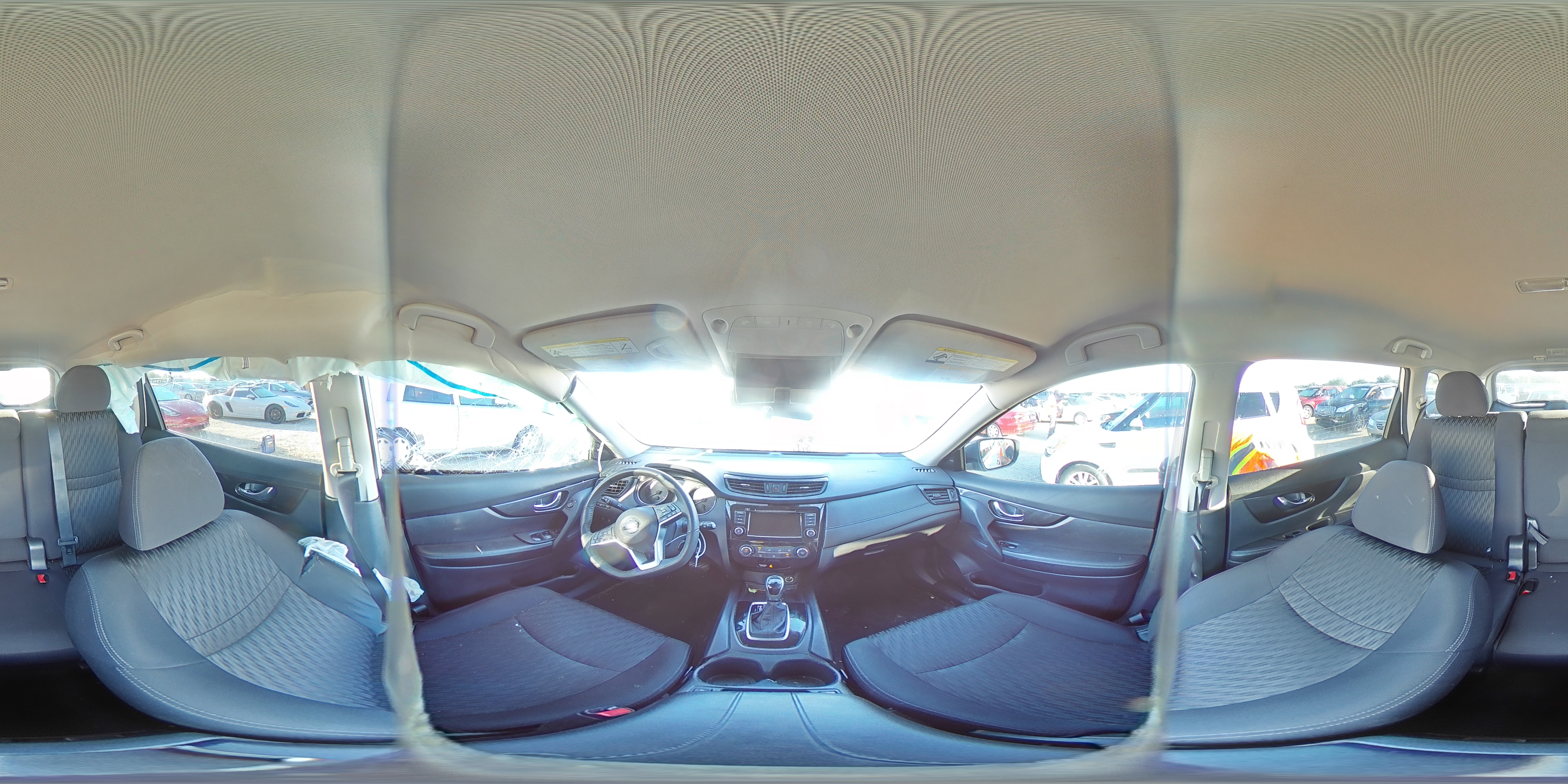 2019 Nissan Rogue - Image 14