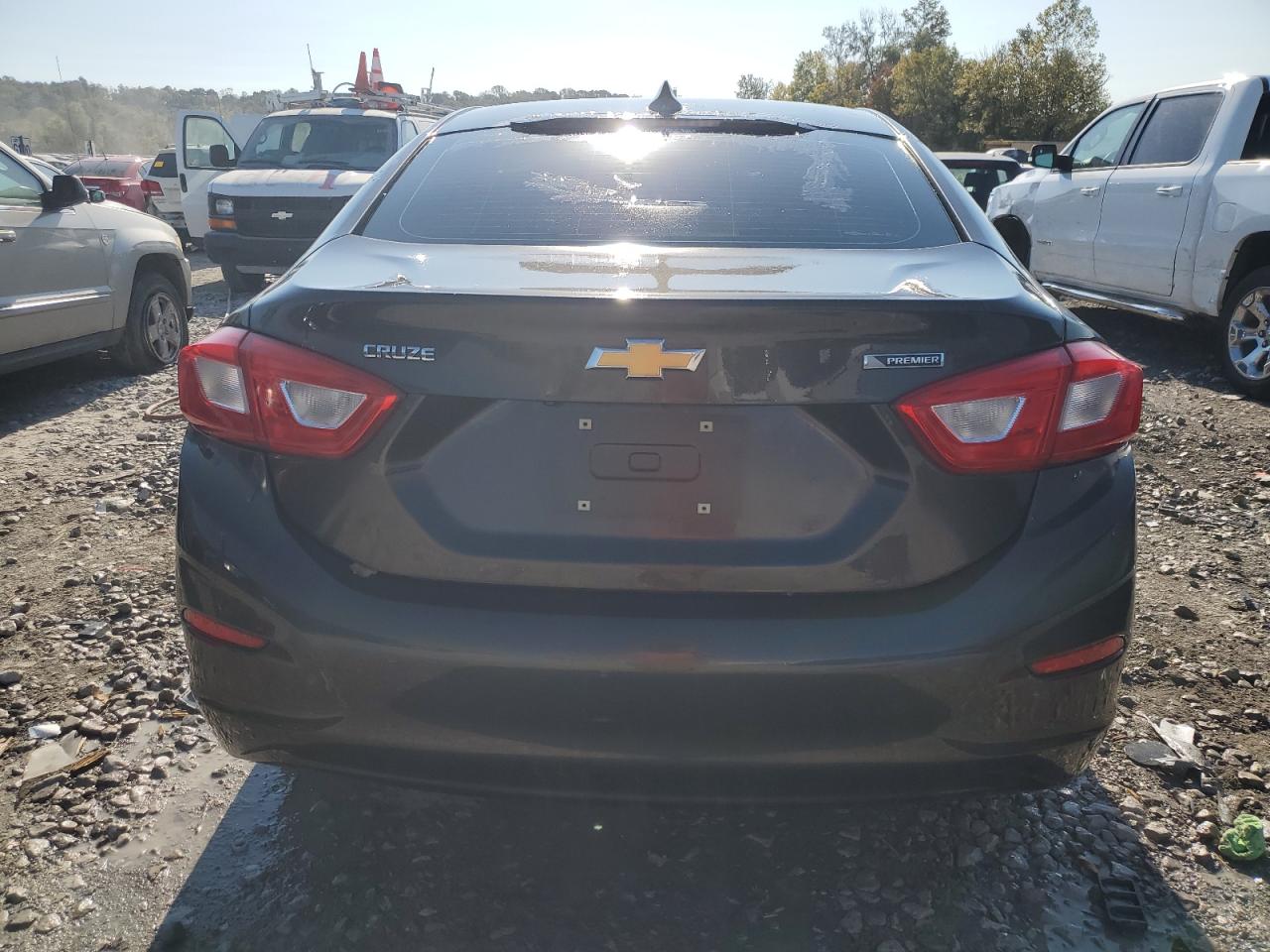 2017 Chevrolet Cruze - Image 6
