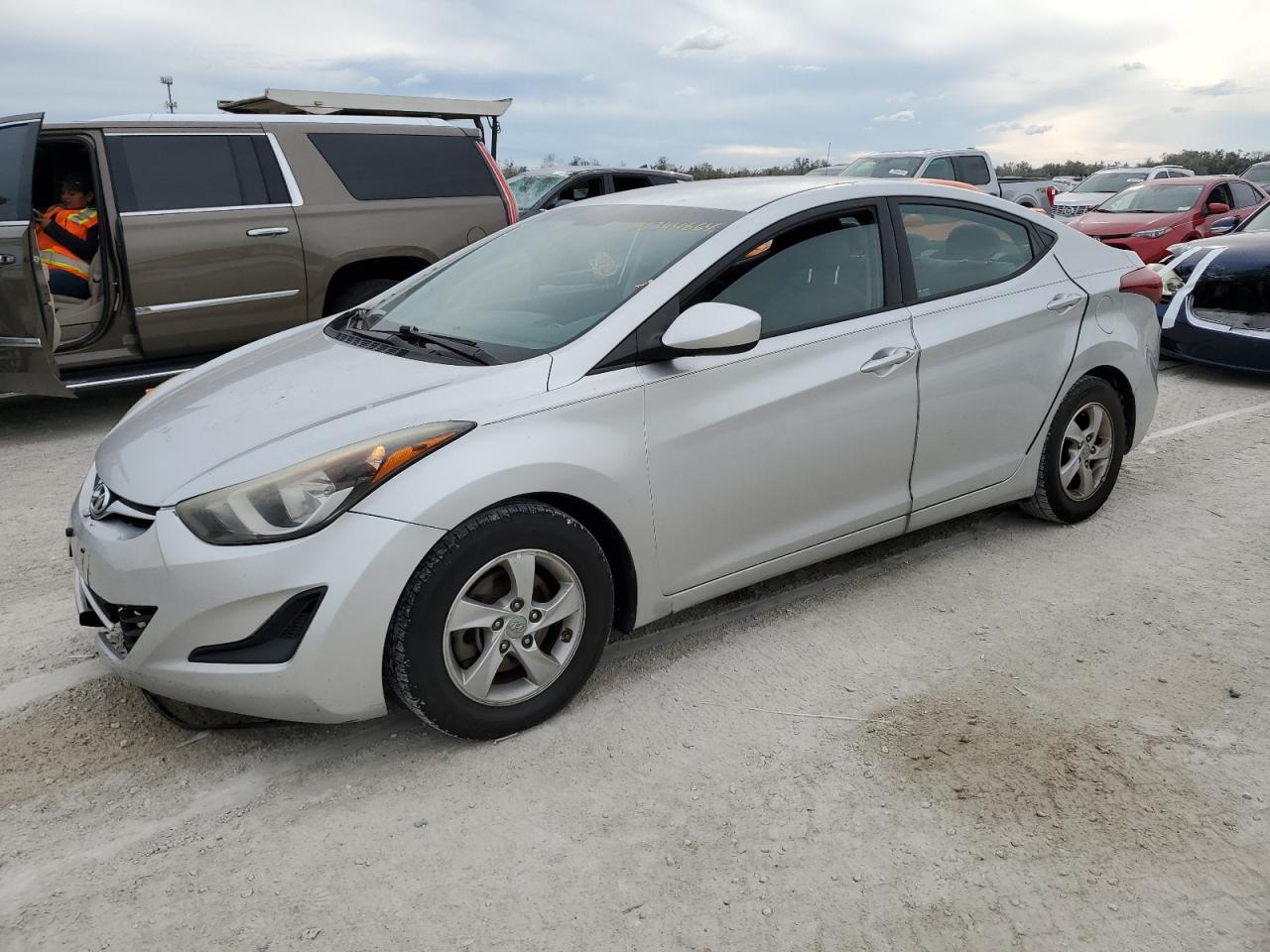 2015 Hyundai Elantra - Image 1