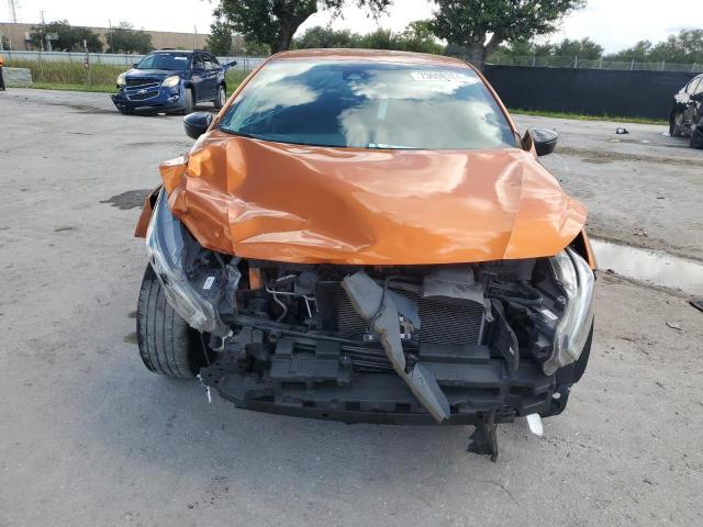  NISSAN VERSA 2021 Orange