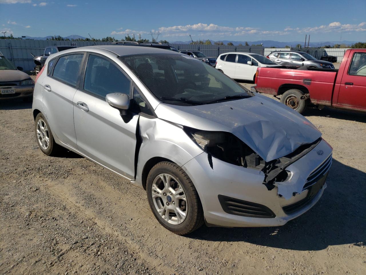 VIN 3FADP4EJ6EM203913 2014 FORD FIESTA no.4