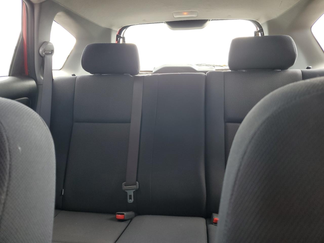 2004 Pontiac Vibe - Image 10